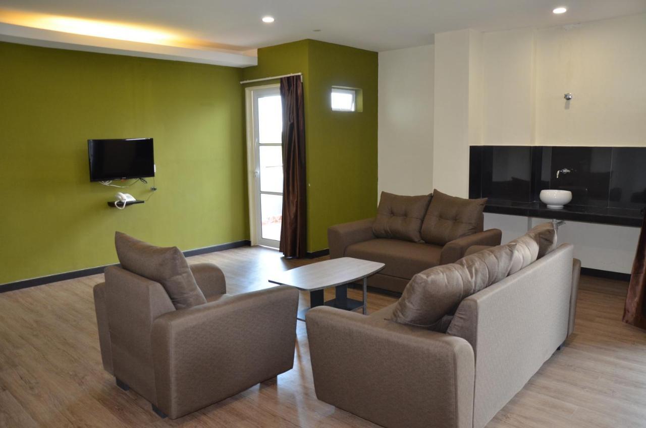 Riverview Hotel Bahau Экстерьер фото