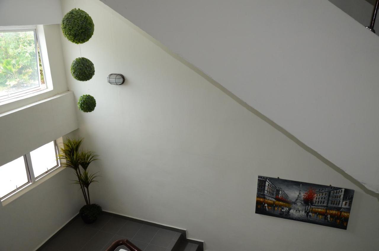 Riverview Hotel Bahau Экстерьер фото